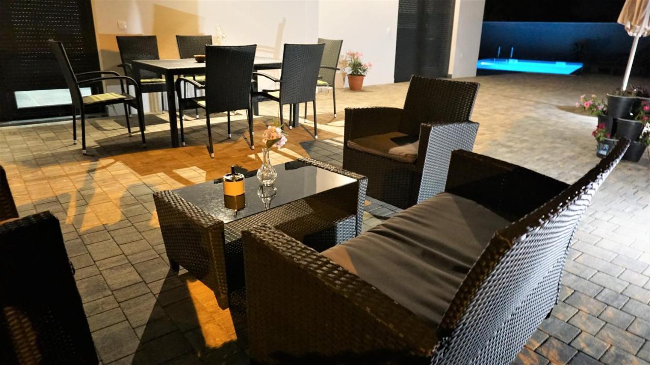 Villa Zaric มาลินสกา ภายนอก รูปภาพ