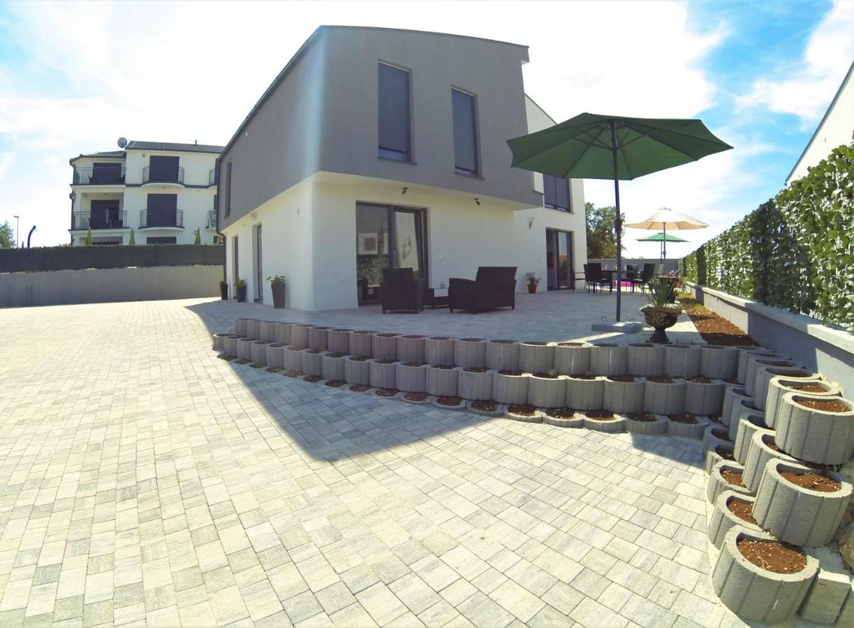Villa Zaric มาลินสกา ภายนอก รูปภาพ